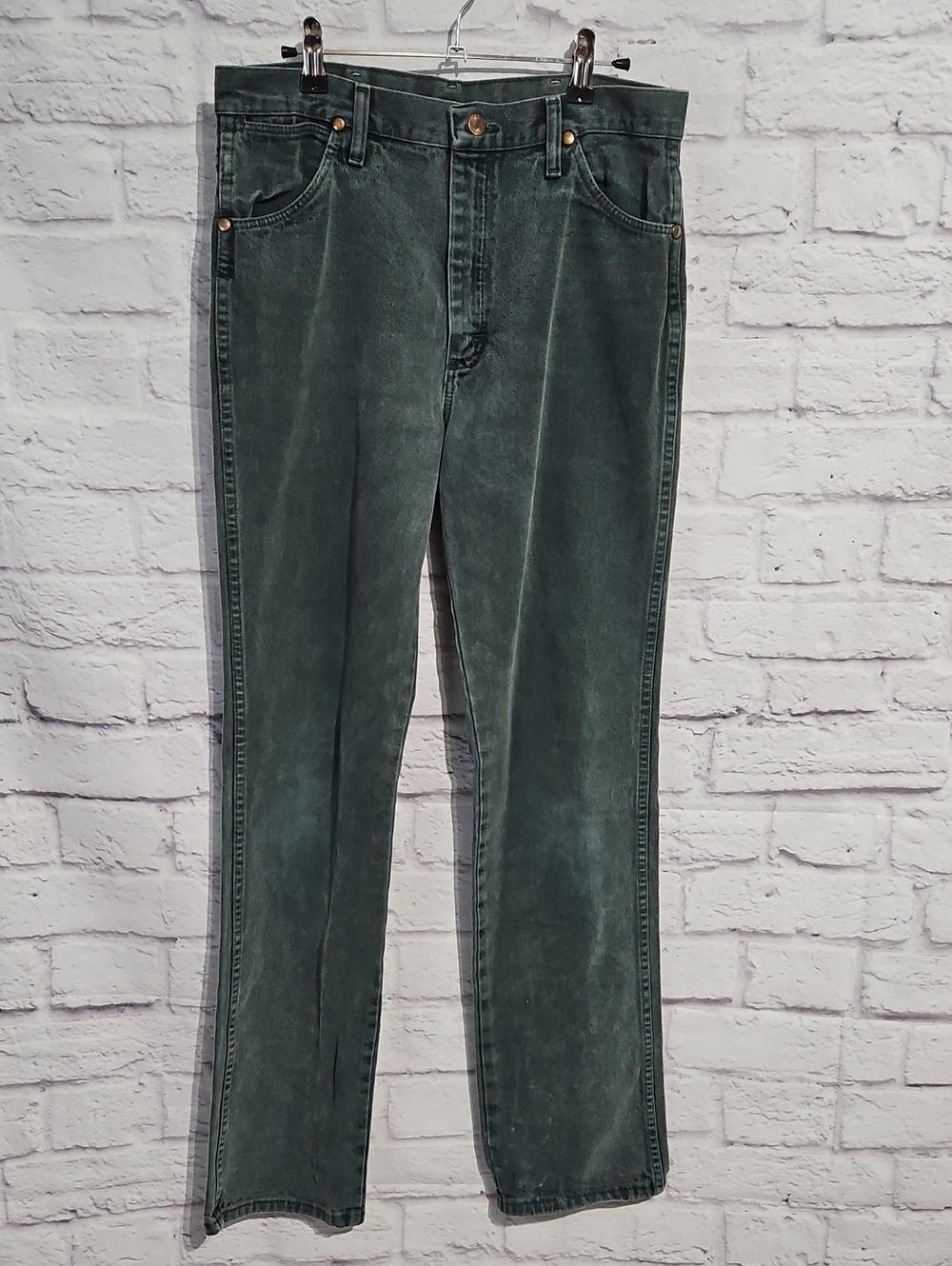 Wrangler Women’s Straight-Leg Jeans in Forest Green Y2K 2000's